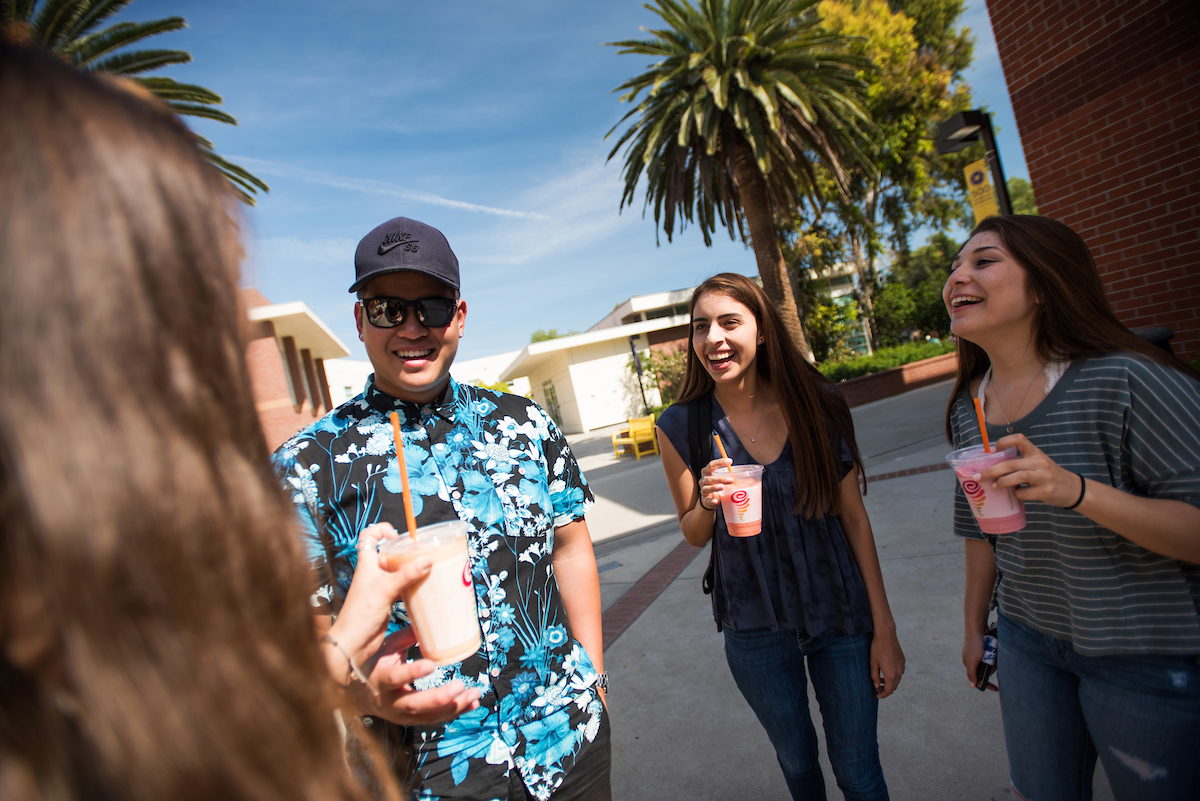 Students outside of Jamba Juice